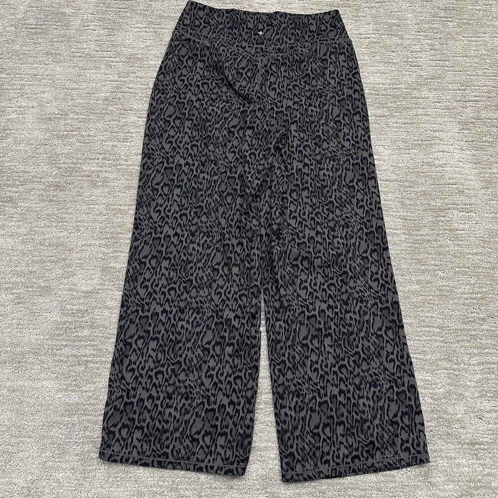 Halara Pants Womens XL Gray Leopard Wide Leg Sweatpants Pockets Lounge Yoga - Picture 4 of 11